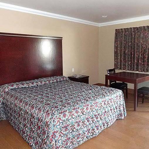 Stardust Hotel 2*